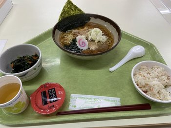 0410初日お昼の麺.jpg