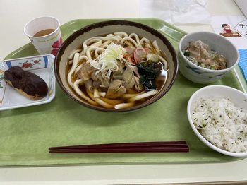 0413四日目お昼の麺.jpg
